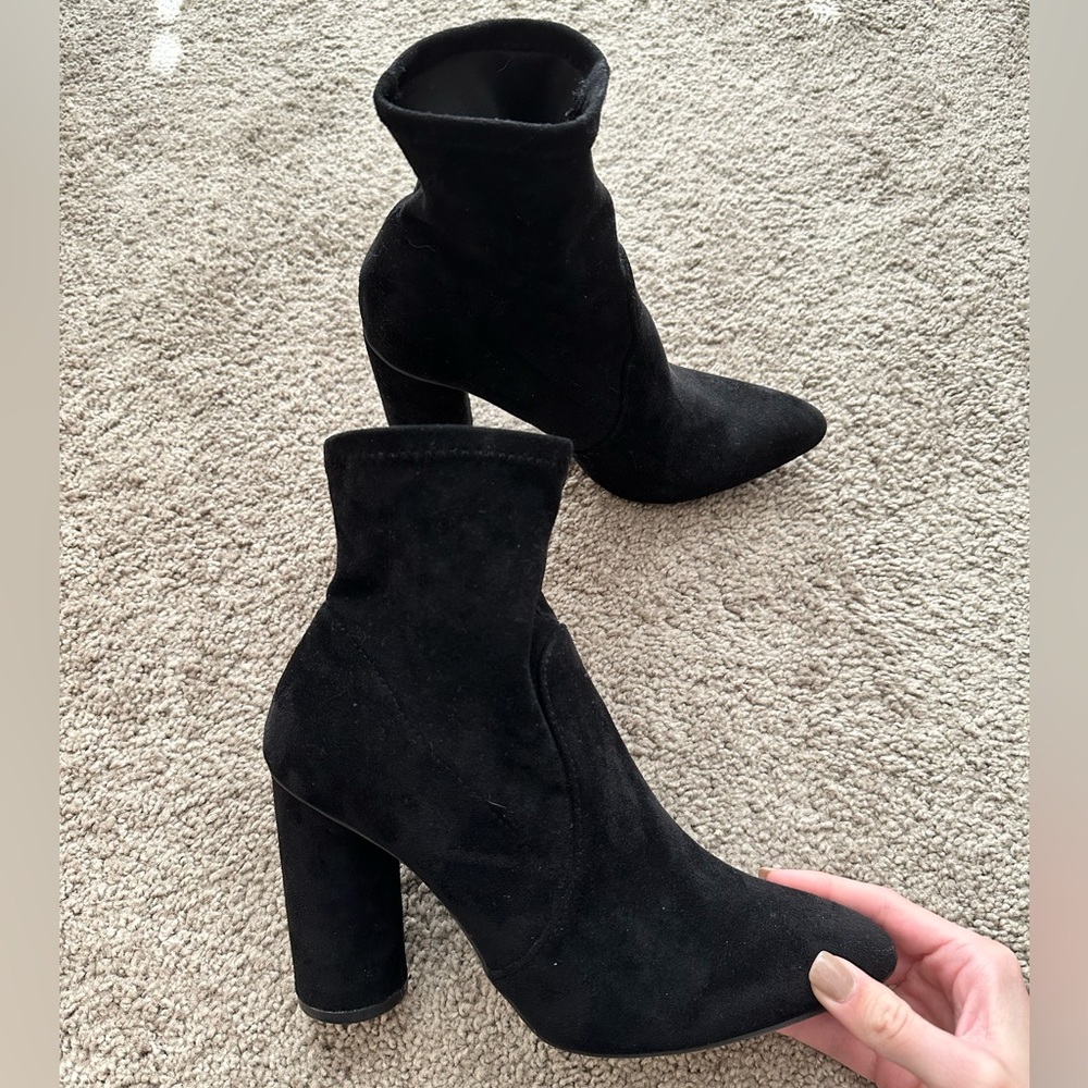 Ankle sock booties